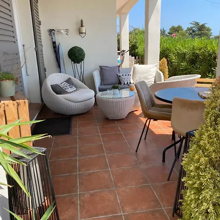 Maison Au Calme Dans Privee Avec Piscine Vue Prázdninový dům *