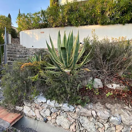 Maison Au Calme Dans Privee Avec Piscine Vue Fréjus