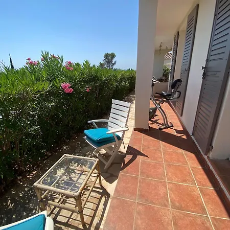 Maison Au Calme Dans Privee Avec Piscine Vue 펜션 *