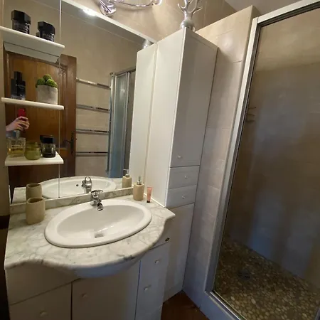 Prázdninový dům Maison Au Calme Dans Privee Avec Piscine Vue *