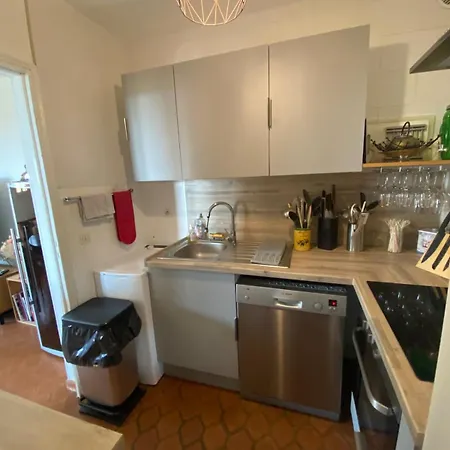 Prázdninový dům Maison Au Calme Dans Privee Avec Piscine Vue Fréjus