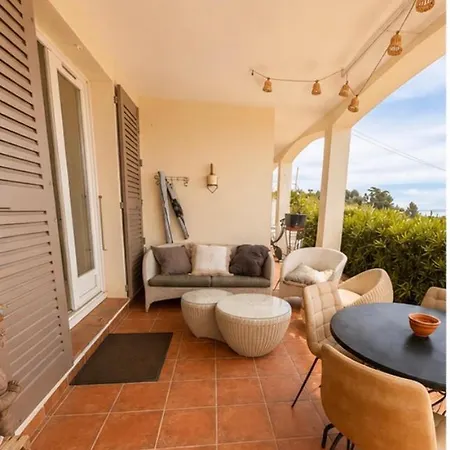 Tatil Evi Maison Au Calme Dans Privee Avec Piscine Vue Fréjus