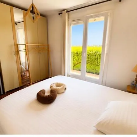 Maison Au Calme Dans Privee Avec Piscine Vue *
